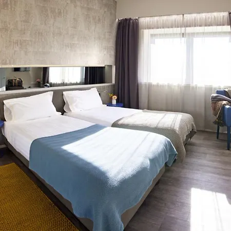 & Co ホテル Albavilla