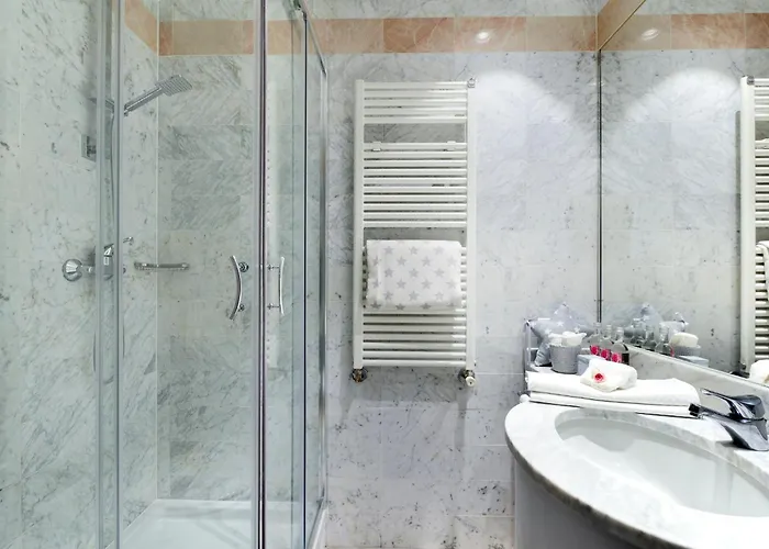 & Co Szálloda Albavilla