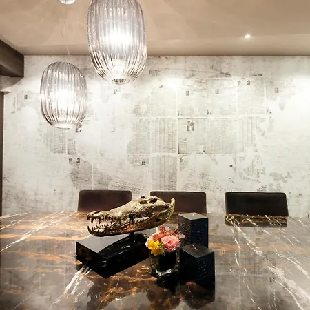 & Co Szálloda 4*